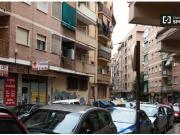 Se alquila habitación en piso de 4 habitaciones en Granada