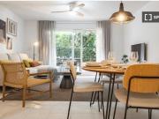 Se alquila habitación en piso de 4 habitaciones en Sant...