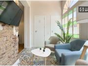 Se alquila habitación en piso de 5 dormitorios en Eixample