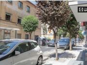 Se alquila habitación en piso de 5 dormitorios en...