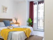 Se alquila habitación en piso de 5 dormitorios en...