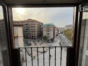 Se alquila habitación en piso de 5 dormitorios en Plaza...
