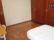 Habitación en piso compartido, Centro Sagrario, Granada