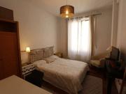 Se alquila habitación en piso de 5 habitaciones en...