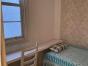 Se alquila habitación en piso de 5 habitaciones en Bilbao