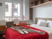 Se alquila habitación en piso de 5 habitaciones en Madrid