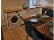 Se alquila habitación en piso de 6 habitaciones en LEixample