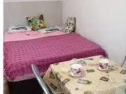 Se alquila habitación en piso de 6 habitaciones en Madrid