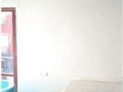 Se alquila habitación en piso de 6 habitaciones en Xàtiva