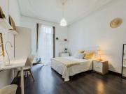 Se alquila habitación en piso de 6 habitaciones, la...