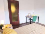 Se alquila habitación en piso de 7 habitaciones en...