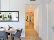 Se alquila habitación en piso de 8 habitaciones en Barcelona Se alquila habitación en piso de 8 habitaciones en Barcelona