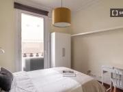 Se alquila habitación en piso de 8 habitaciones en...