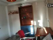 Se alquila habitación en piso de 9 habitaciones en Madrid Se alquila habitación en piso de 9 habitaciones en Madrid