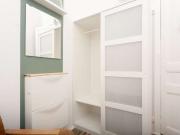 Se alquila habitación en piso de 9 habitaciones en...