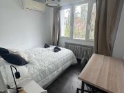 Se alquila habitación en piso de 9 habitaciones,...