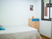 Habitación en piso compartido de 3 habitaciones en...