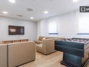 Se alquila habitación en residencia en Getafe