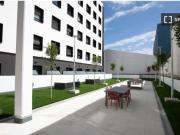 Se alquila habitación en residencia en Madrid