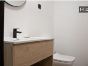Se alquila habitación en residencia en Madrid