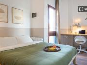 Se alquila habitación en Sant Gervasi Barcelona