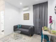 Se alquila habitación en un apartamento de 3 camas...