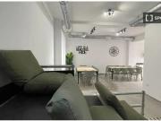 Se alquila habitación en un Coliving en Puerta Del Ángel