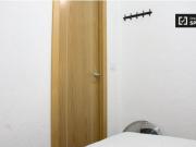 Se alquila habitación ordenada en un apartamento de 3...