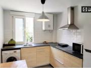 Se alquila habitación ordenada en un apartamento de 3...