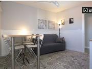 Se alquila habitación ordenada en un apartamento de 6...