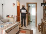 Se alquila habitación para mujeres en apartamento de 2...