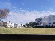 SE ALQUILA HERMOSA Y MODERNA CASA EN URB. CORTIJO