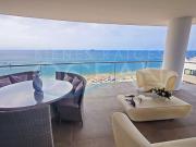 SE ALQUILA HERMOSO PENTHOUSE DE LUJO DIRECTO AL MAR CON...