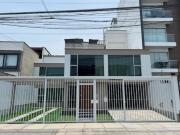 SE ALQUILA LINDA CASA CON JARDIN EN SAN ISIDRO, CORPAC