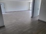 ¡Se alquila linda y amplia oficina en Miraflores! sin...