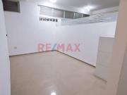 Se Alquila Local 1Er Piso San Andres 1Era Etapa S/.1000...