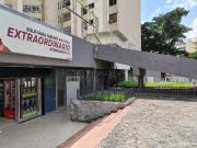 Se alquila local comercial 120m2 Av. Libertador El...