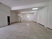 Se alquila local comercial