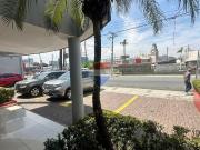 Se alquila local comercial Ave. Francisco Boloña