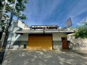 Se alquila Local Comercial con fondo de comercio!. Villa...