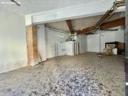 Se alquila local comercial de 100 metros en el centro de...