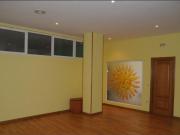 SE ALQUILA LOCAL COMERCIAL DE 45 METROS CON VESTUARIOS,...