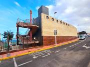 SE ALQUILA LOCAL COMERCIAL EN C.C. EN LA MISMA PLAYA DE...