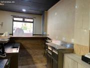 Se alquila Local comercial en Calle Gil de Andrade....