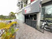 Se Alquila Local comercial en la Glorieta de los Naranjos