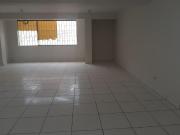 SE ALQUILA LOCAL COMERCIAL IDEAL PARA TALLER EN SURCO PUEBLO