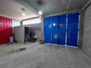 Se alquila local en avenida en Villa el Salvador 200m2