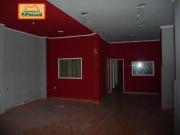 SE ALQUILA LOCAL EN C/. REINA VICTORIA