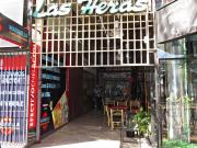 Se alquila local en galería las heras