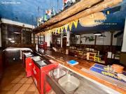 Se alquila local instalado de restaurante en Plaza del...